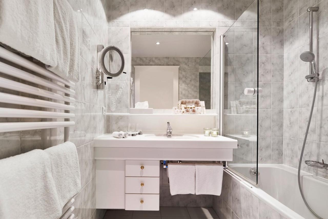 Hotel Hirlanda Zürs エクステリア 写真